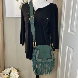 VINCE Camuto Tal Fringe Crossbody Bag Purse Evergreen